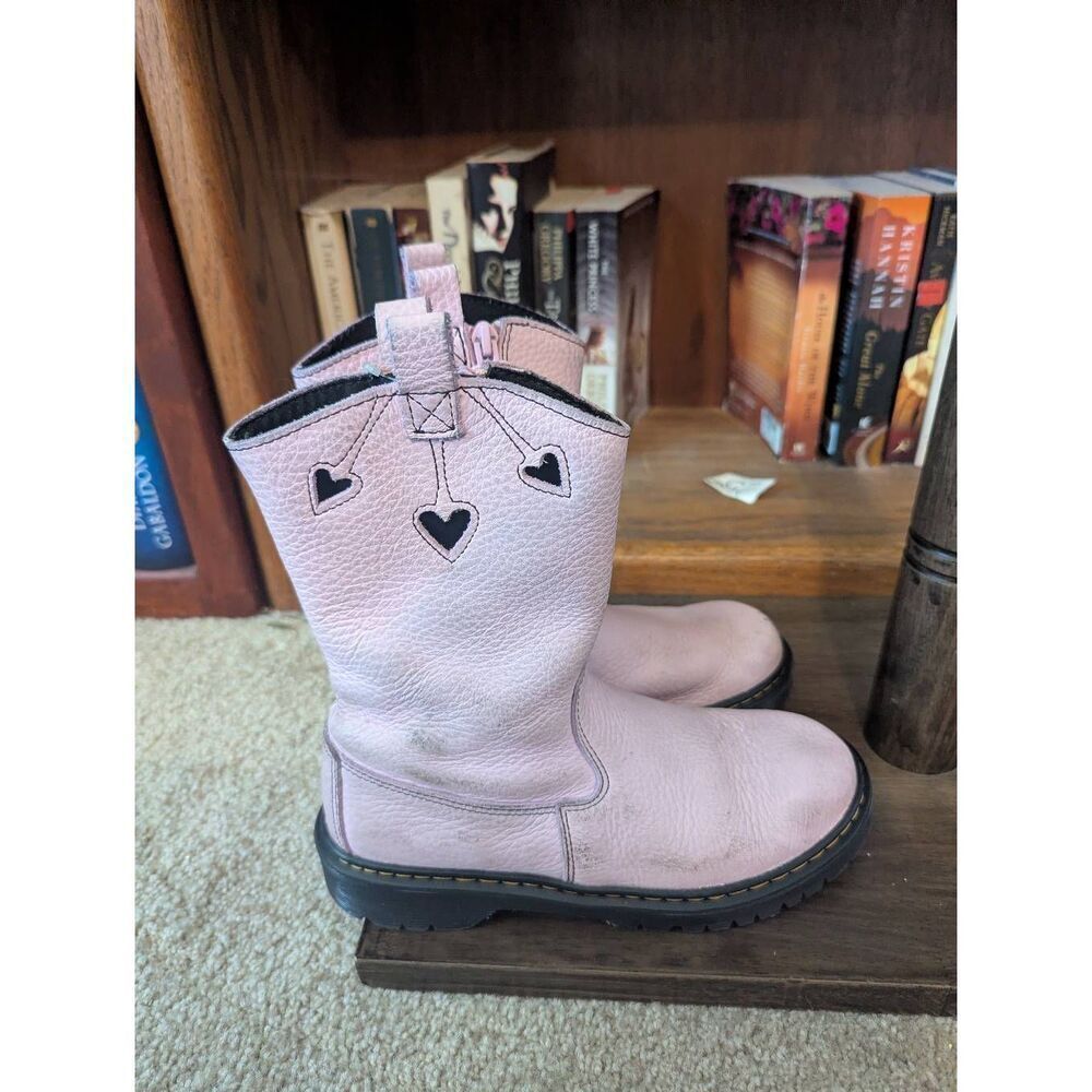 Dr Doc Martens Bex Heart P-O Boots Cowgirl Women’s Size 5 Soft Pink Leather